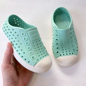 Native Jefferson Toddler Slip On Pool Blue/Shell White C7